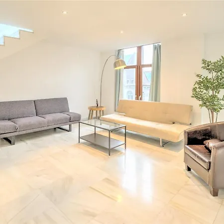 Marble In The Center Of Apartment