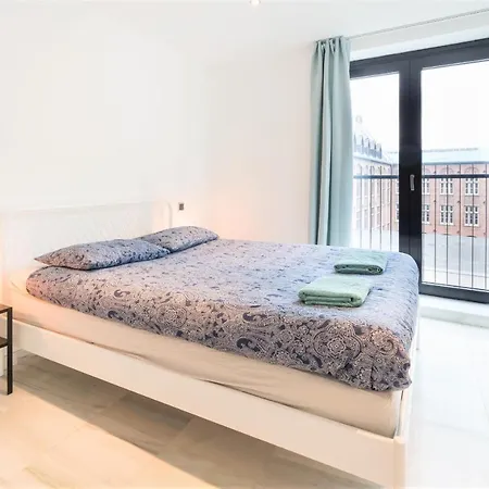 Marble In The Center Of Apartment